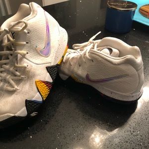 Youth basketball sneakers